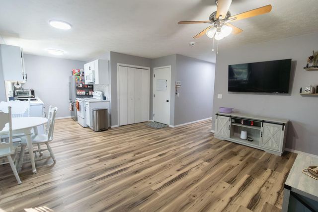 222 N Westport Avenue, Springfield, MO 65802