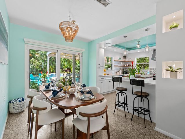 1711 NE 18TH Avenue, Fort Lauderdale, FL 33305