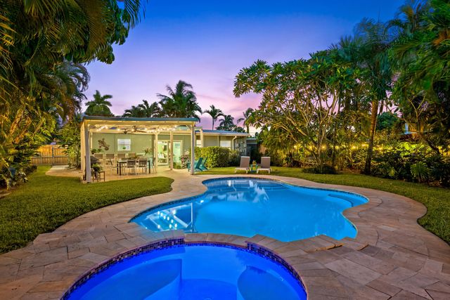 1711 NE 18TH Avenue, Fort Lauderdale, FL 33305