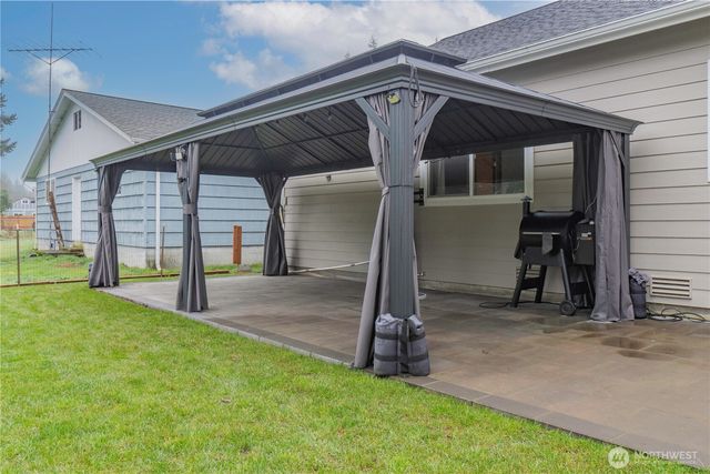 321 W H Street, Shelton, WA 98584