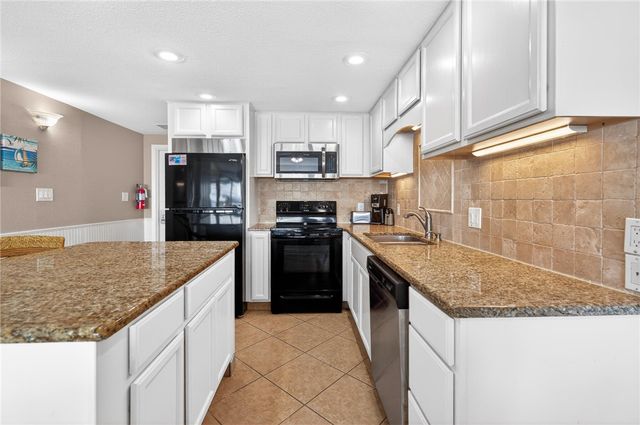 14810 Windward Dr 217, Corpus Christi, TX 78418