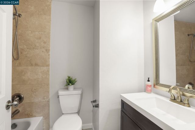 1346 Montana Dr, Concord, CA 94521