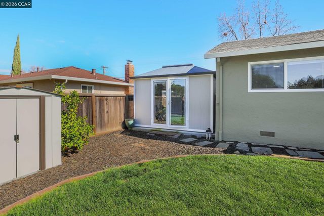 1346 Montana Dr, Concord, CA 94521