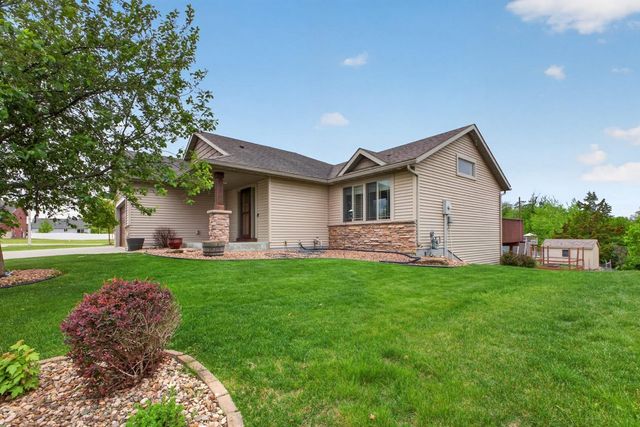 4201 Dodge Lane NE, Rochester, MN 55906