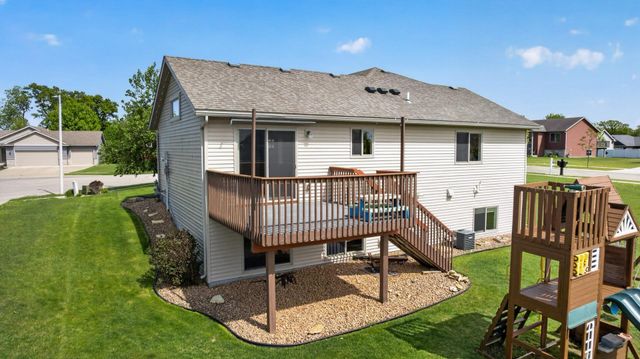 4201 Dodge Lane NE, Rochester, MN 55906
