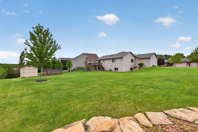 4201 Dodge Lane NE, Rochester, MN 55906