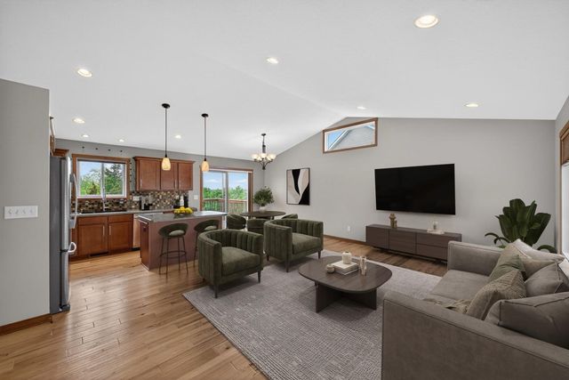 4201 Dodge Lane NE, Rochester, MN 55906