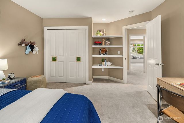 5245 Jung Frau Place NW, Issaquah, WA 98027