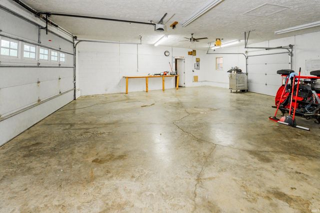 2955 E Carowinds Court, Bloomington, IN 47401