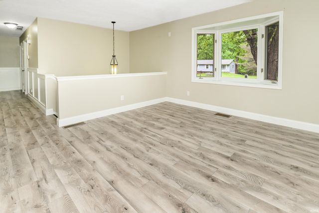 2955 E Carowinds Court, Bloomington, IN 47401