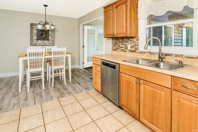 2955 E Carowinds Court, Bloomington, IN 47401