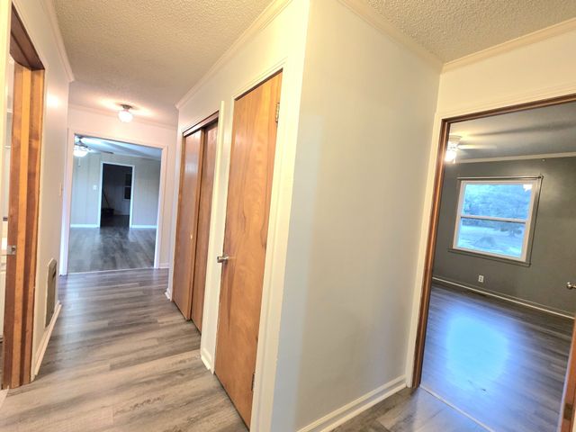 1001 S College St, Smithville, TN 37166