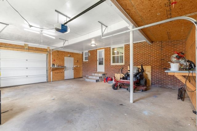 1001 S College St, Smithville, TN 37166