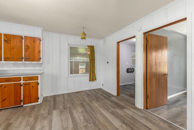 1001 S College St, Smithville, TN 37166