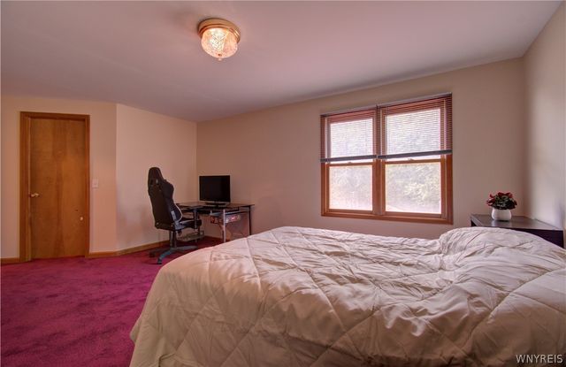 6510 Emily Lane, Lockport Town, NY 14094