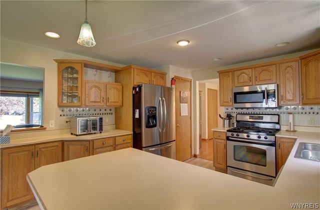 6510 Emily Lane, Lockport Town, NY 14094