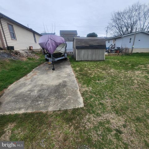 232 ULRICH ST, Middletown, PA 17057