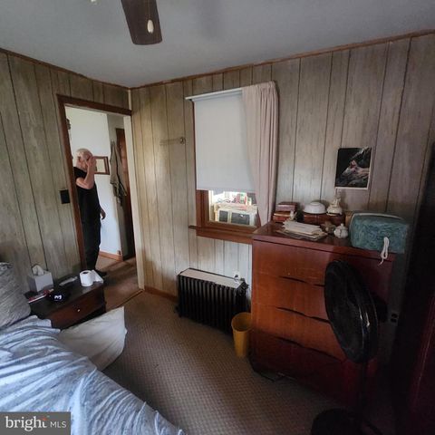 232 ULRICH ST, Middletown, PA 17057