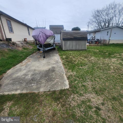 232 ULRICH ST, Middletown, PA 17057