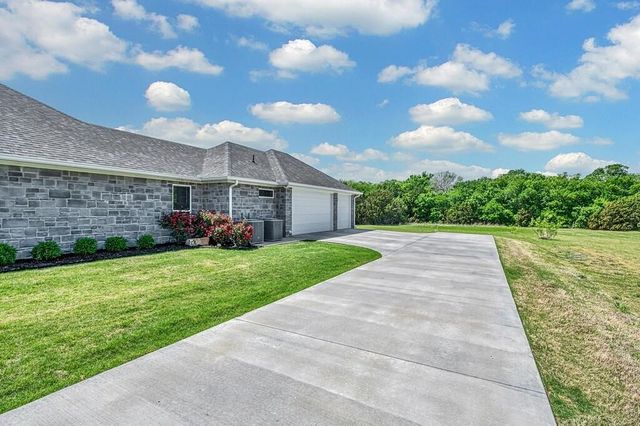 1680 Highland Drive, Whitney, TX 76692
