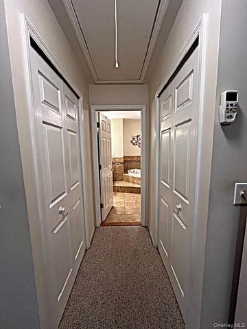 566 Birchwood Park Drive 566, Middle Island, NY 11953