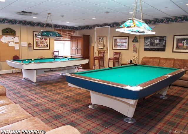 566 Birchwood Park Drive 566, Middle Island, NY 11953