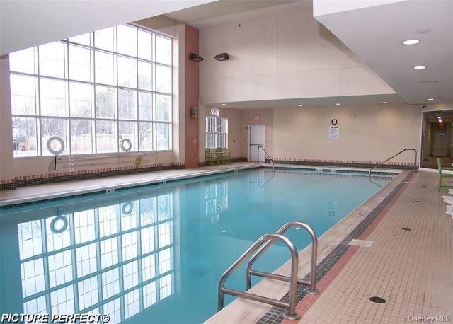 566 Birchwood Park Drive 566, Middle Island, NY 11953