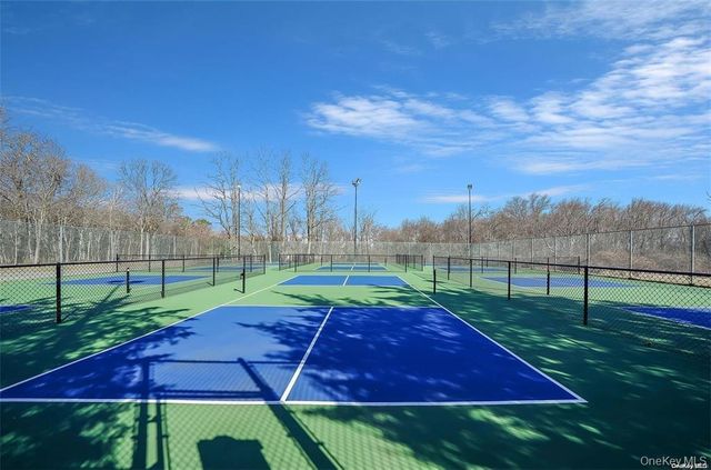 566 Birchwood Park Drive 566, Middle Island, NY 11953