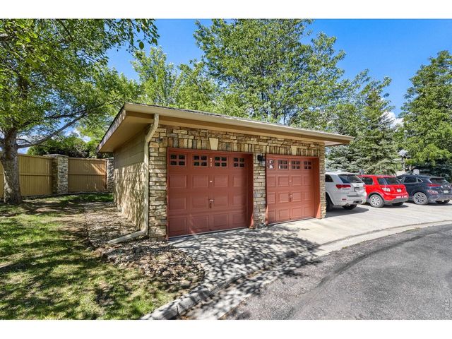1703 Whitehall Dr 7i, Longmont, CO 80504