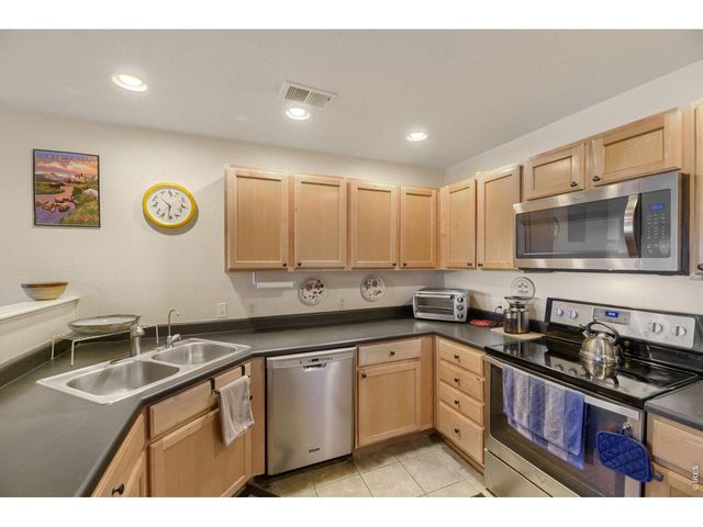 1703 Whitehall Dr 7i, Longmont, CO 80504