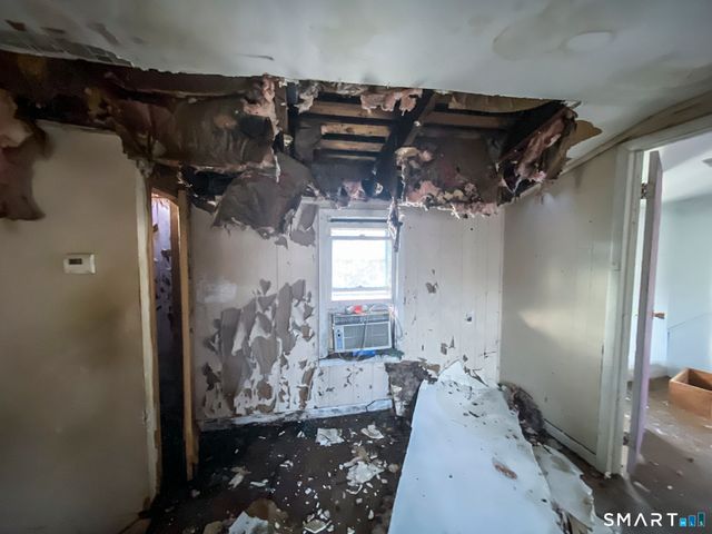 18 Bryson Avenue, Seymour, CT 06483