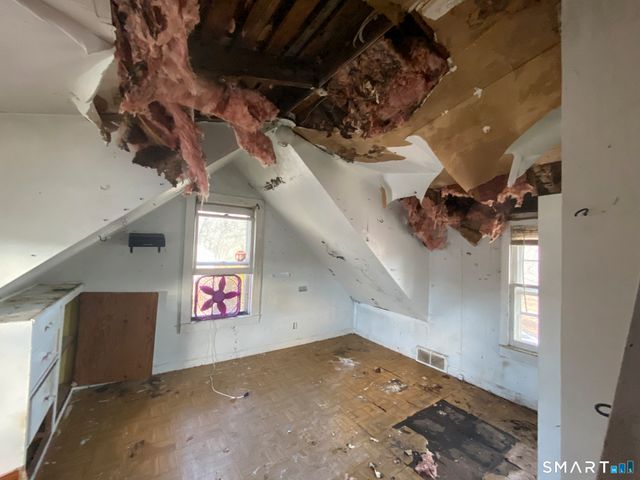 18 Bryson Avenue, Seymour, CT 06483