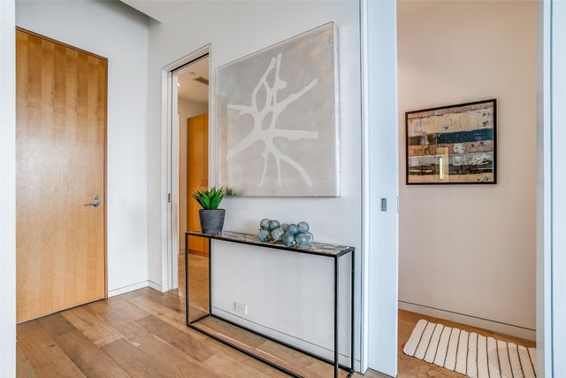 2430 Victory Park Lane 2607, Dallas, TX 75219