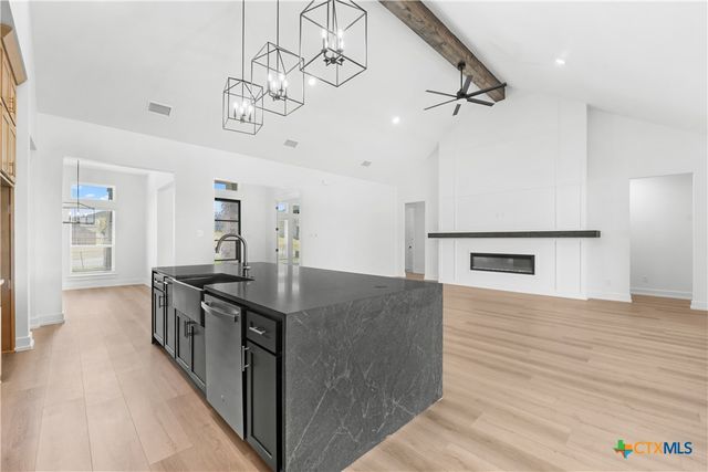 3070 Bella Vita Drive, Nolanville, TX 76559