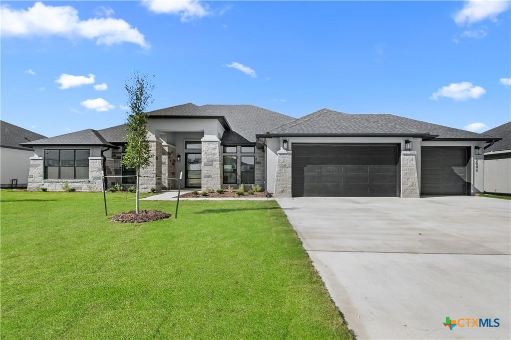 3070 Bella Vita Drive, Nolanville, TX 76559
