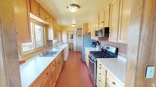 315 ABBEY RD, Moab, UT 84532