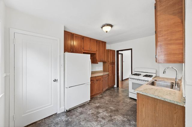 1732 Maryland Avenue E, Saint Paul, MN 55106