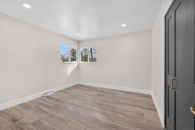 2051 Avondale Street, Sylvan Lake, MI 48320