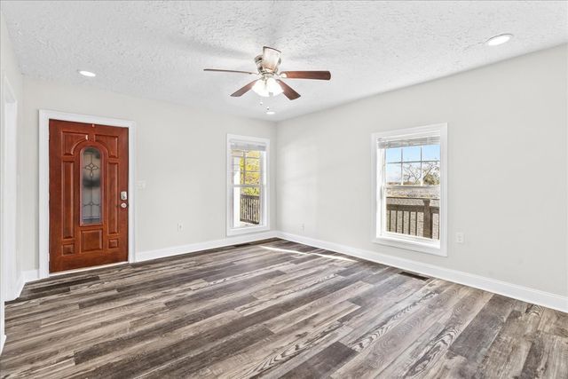 809 W Crawford Street, Dalton, GA 30720