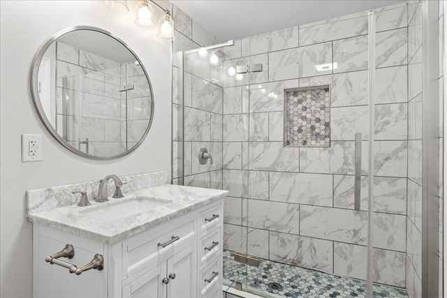 809 W Crawford Street, Dalton, GA 30720
