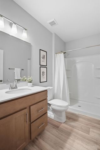 8050 Duke Boulevard, Deerfield Twp., OH 45040