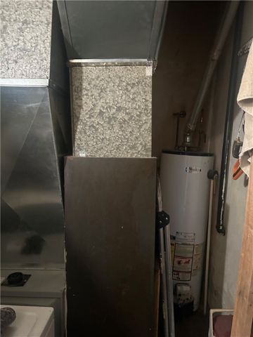 403 E 2nd Ave, Tarentum, PA 15084