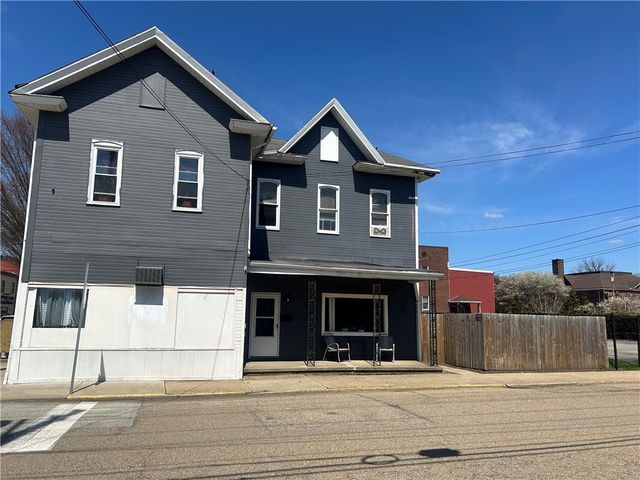 403 E 2nd Ave, Tarentum, PA 15084