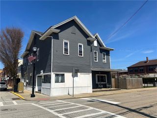 403 E 2nd Ave, Tarentum, PA 15084