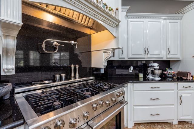 12717 S Chisolm, Caddo, OK 74729