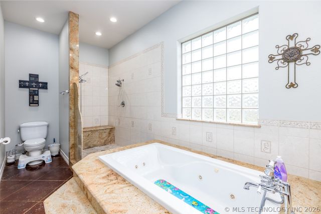 12717 S Chisolm, Caddo, OK 74729