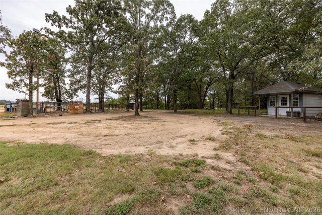 12717 S Chisolm, Caddo, OK 74729