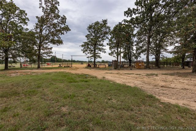 12717 S Chisolm, Caddo, OK 74729
