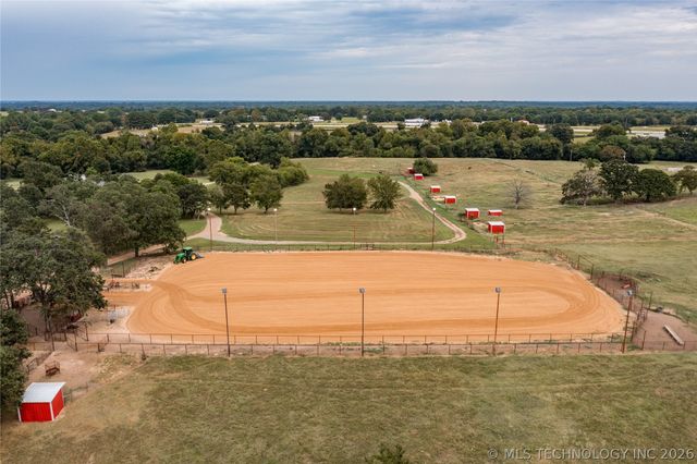12717 S Chisolm, Caddo, OK 74729
