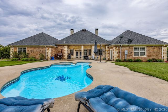 12717 S Chisolm, Caddo, OK 74729